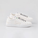 メンズ 'Snik' リサイクル素材使用 WOMSH主力モデル ホワイトスニーカー - イタリア産